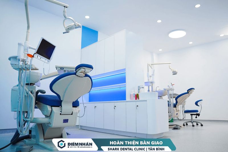 Những điểm lưu ý khi thiết kế và thi công nội thất phòng khám 3 Ưu tiên lựa chọn vật liệu dễ vệ sinh, có tính kháng khuẩn khi thiết kế phòng khám