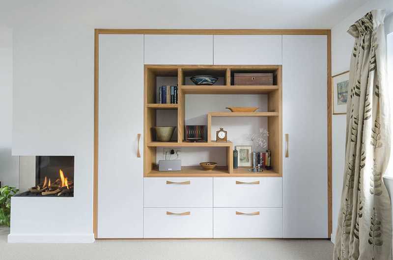 Kệ gỗ âm tường phòng khách