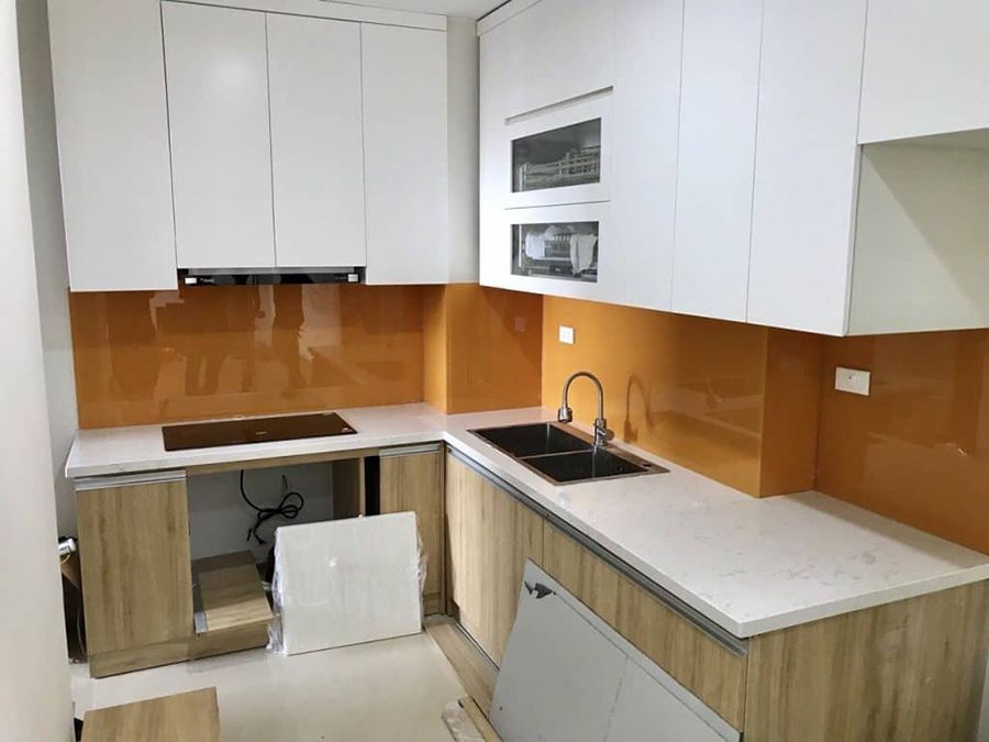 30+ Mẫu kính ốp bếp 3D, kính màu ốp bếp đẹp đa màu sắc 45 Kính ốp bếp màu vàng thư