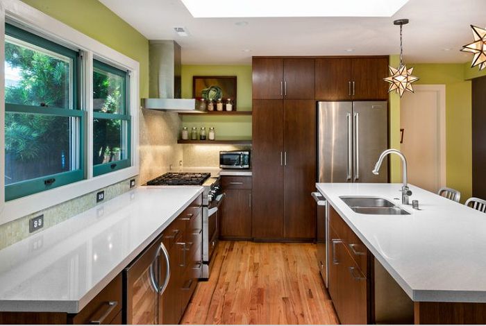 10+ Mẫu tủ bếp gỗ Lát đẹp - Sự lựa chọn mới cho không gian bếp 8 Mẫu tủ bếp gỗ lát đẹp sang trọng