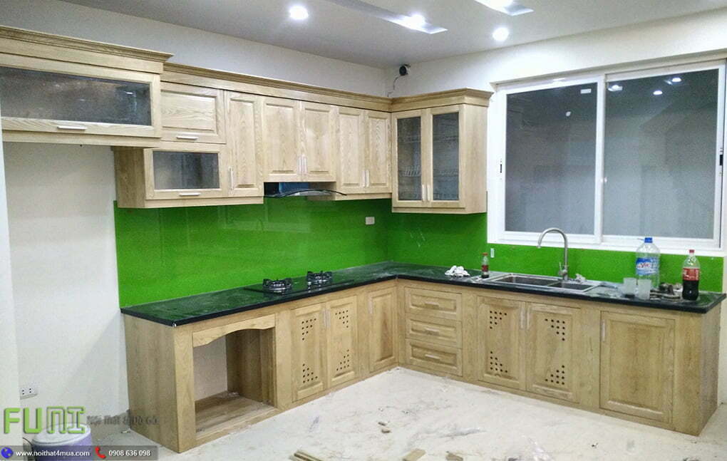 Thi công tủ bếp gỗ sồi tự nhiên đẹp Thi công tủ bếp gỗ sồi tự nhiên đẹp