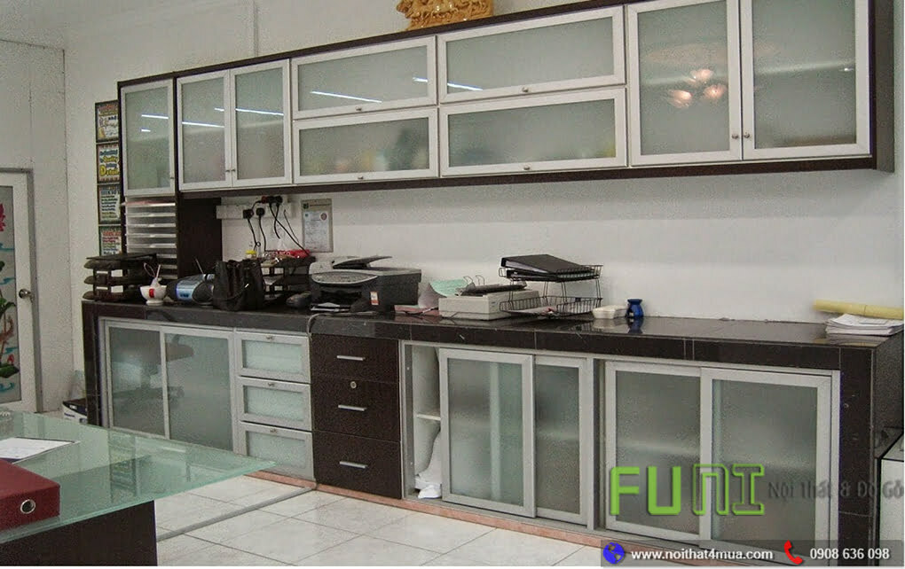 Thiết kế thi công tủ bếp nhôm kính Thiết kế thi công tủ bếp nhôm kính
