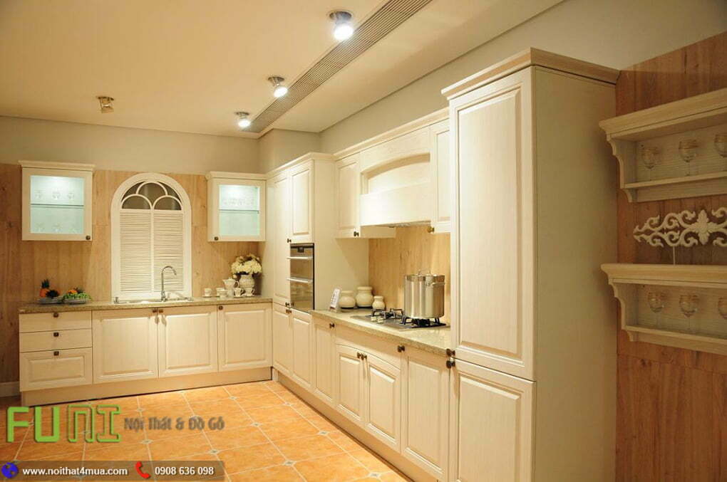Tủ bếp gỗ xoan đào chữ L màu trắng Tủ bếp gỗ xoan đào chữ L màu trắng