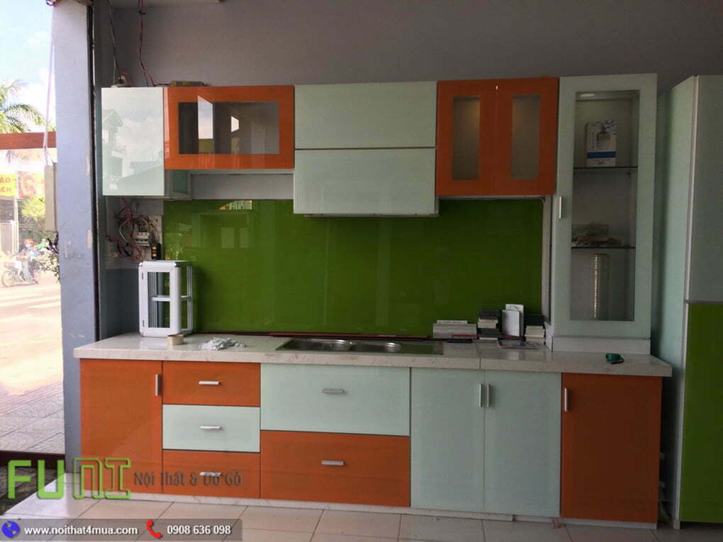 Tủ bếp nhôm kính sơn đẹp Tủ bếp nhôm kính sơn đẹp