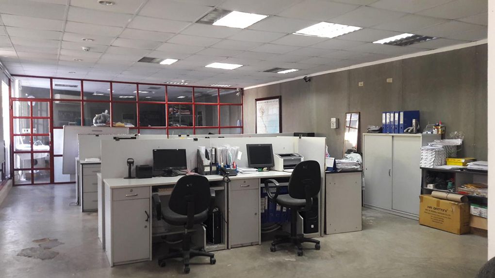 10+ Mẫu thiết kế văn phòng trong nhà xưởng đẹp công năng nhất 1 Thi công thiết kế văn phòng trong nhà xưởng chuyển nghiệp