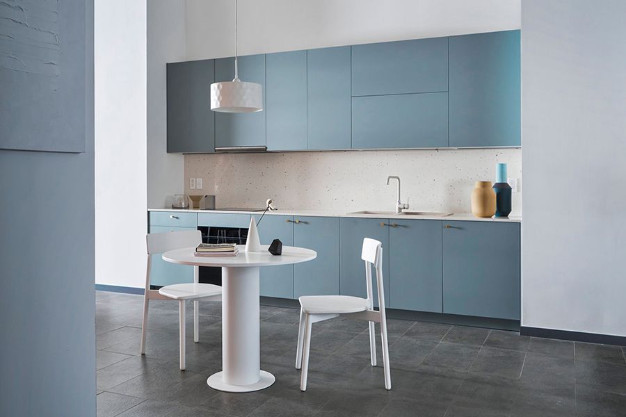 Mẫu tủ bếp nhựa cánh sơn 2k, PU