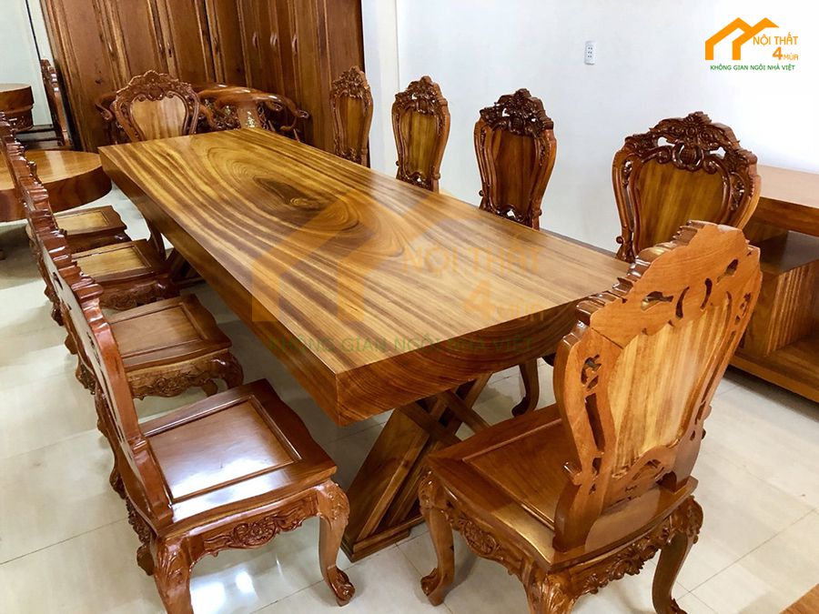 20+ mẫu bàn ăn gỗ nguyên khối đẹp cao cấp cho bếp sang trọng 1 Mẫu bộ bàn ăn nguyên khối đẹp sang trọng