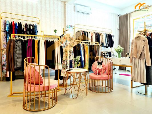 Mẫu thi công shop thời trang