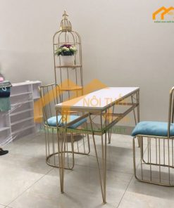 Mẫu bàn nail chân sắt mỹ nghệ
