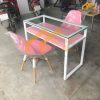 Bàn làm nail mặt kính màu hồng - BLN04 2 Bàn nail màu hồng đẹp