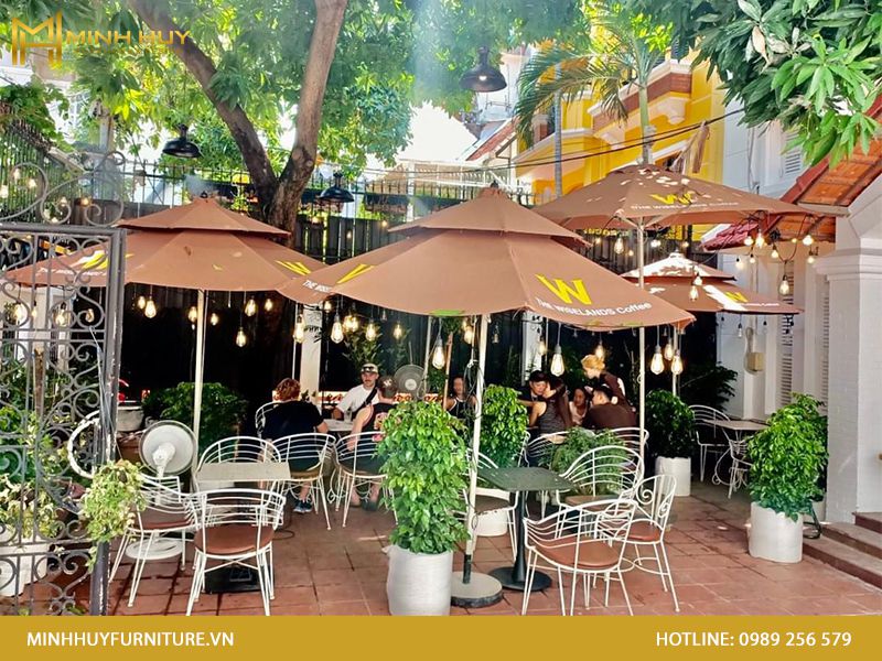Minh Huy Furniture cung cấp bàn ghế cà phê chân sắt đẹp 4 Bàn ghế chân sắt
