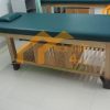 Giường spa gỗ thông có hộc tủ cánh mở - GTCC02 2 Giường spa có hộc tủ cao cấp