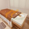 Giường massage gỗ thông có hộc cao cấp